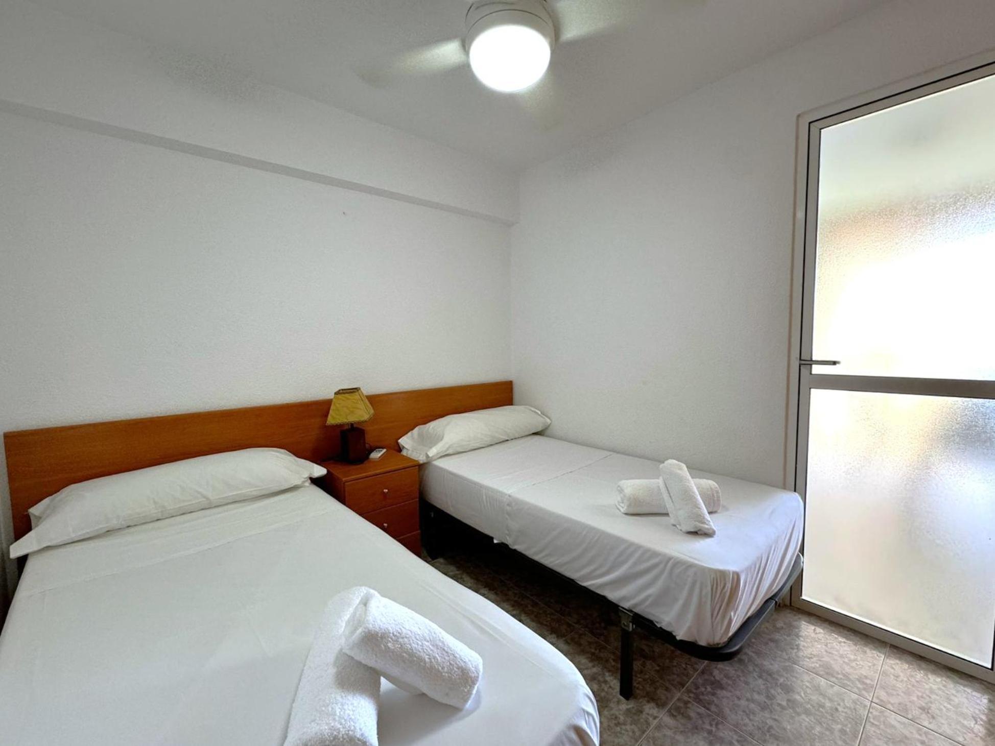 בנידורם Carabelas Apartments מראה חיצוני תמונה